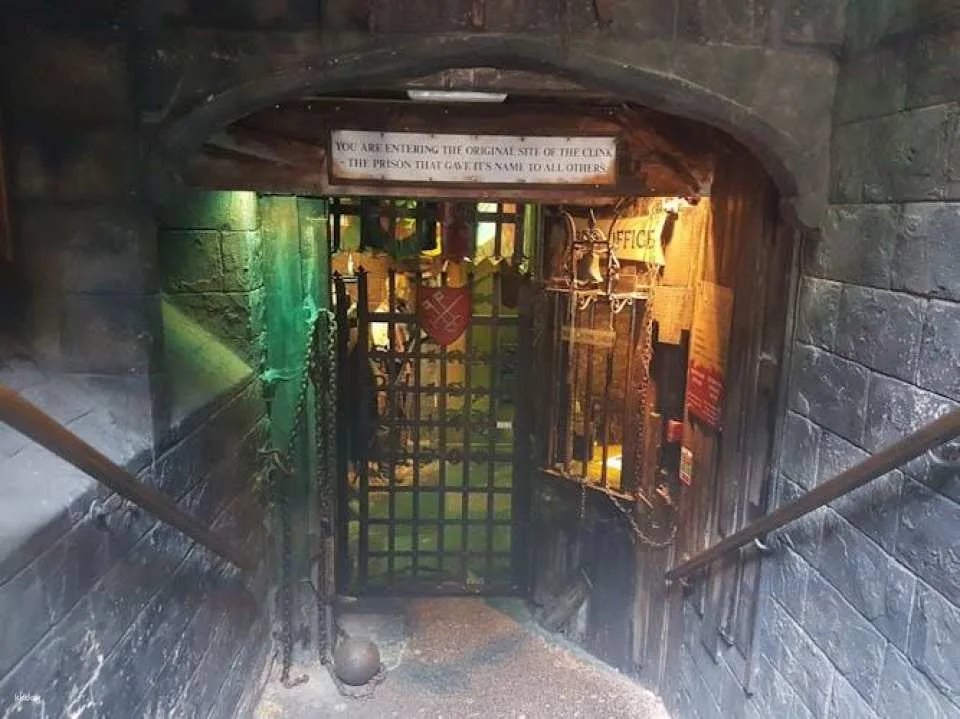 Clink Prison and Westminster Highlights Walking Tour