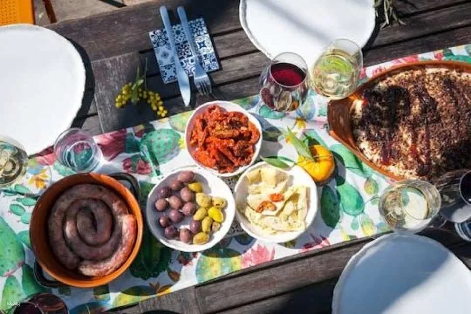 Sicilian Lunch with Wine Tasting (606024)