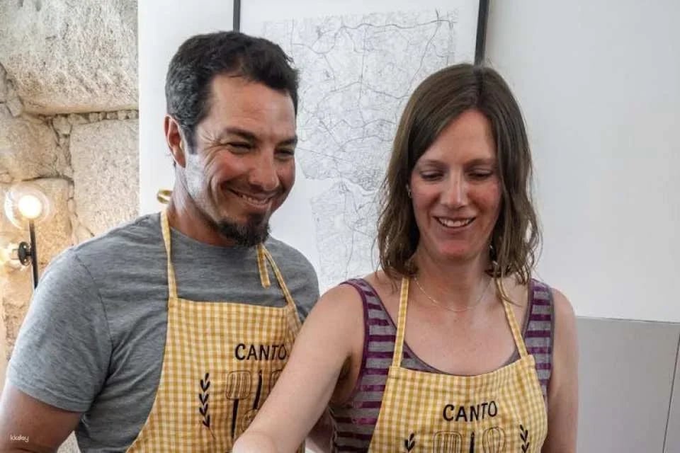 Portuguese Tapas Class and Market Tour With Lunch and Wine