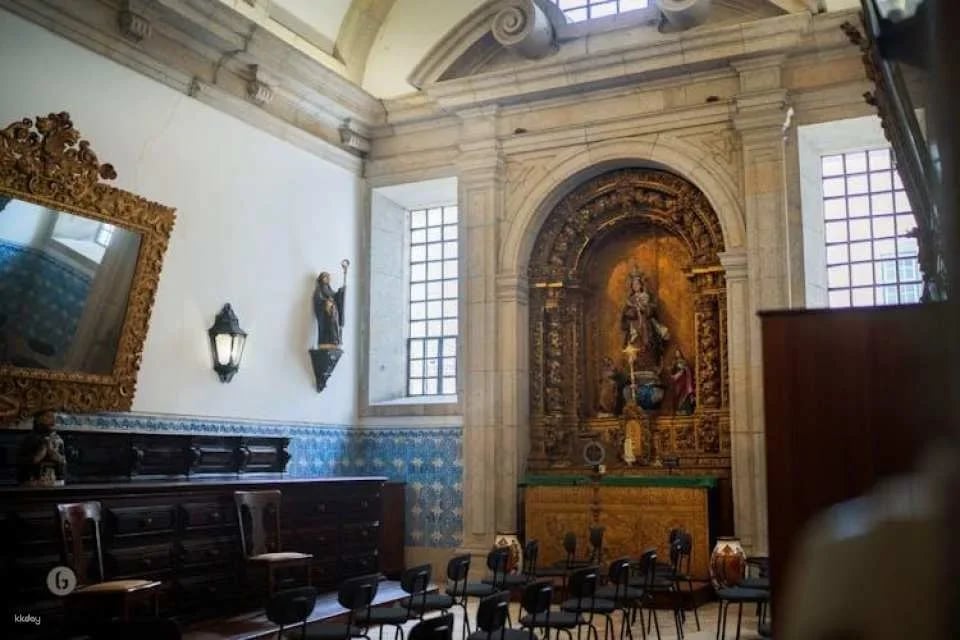São Bento da Vitória Monastery Tour with Fado Concert