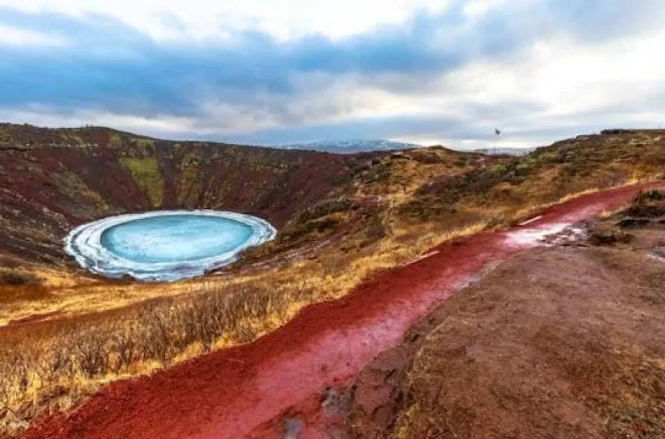 Volcano hat trick day tour