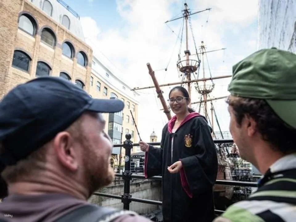 Harry Potter Walking Tour with Thames Cruise and Tower of London