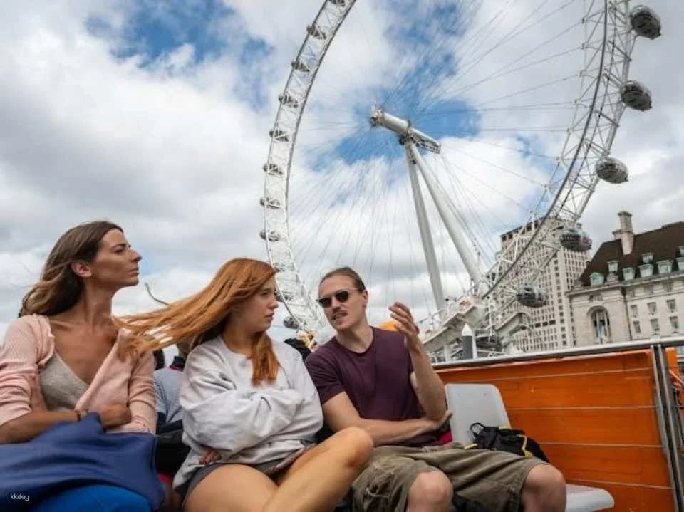 Harry Potter Walking Tour with Thames Cruise and Tower of London