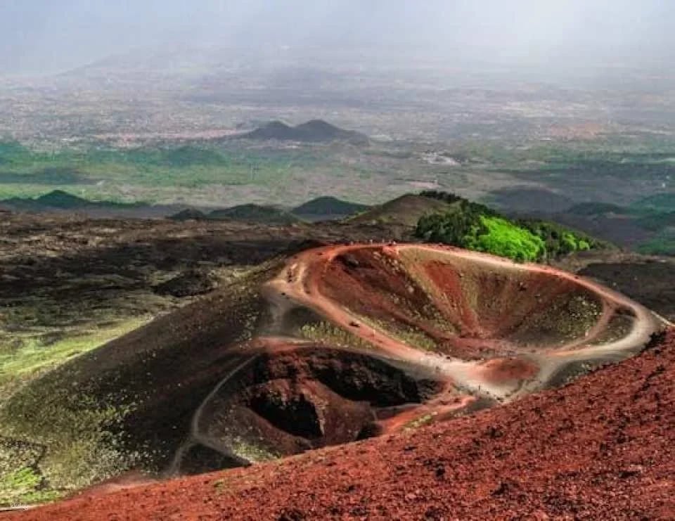 Mount Etna to 2900 mt and Taormina Full-Day Tour from Cefalù (606766)