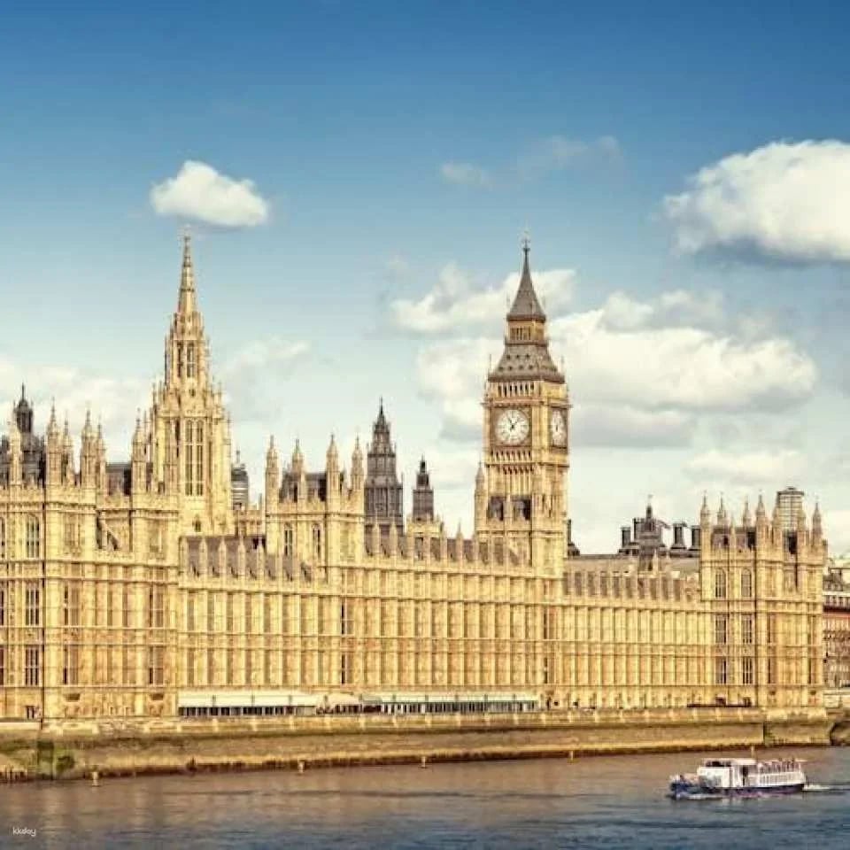 Sherlock Holmes Museum & Westminster Private Walking Tour