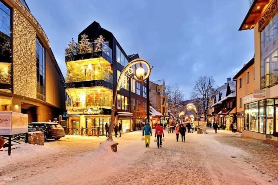 Explore Zakopane by yourself with additional visit to Gubalowka Mountain, Thermal Pools or Ski Jump