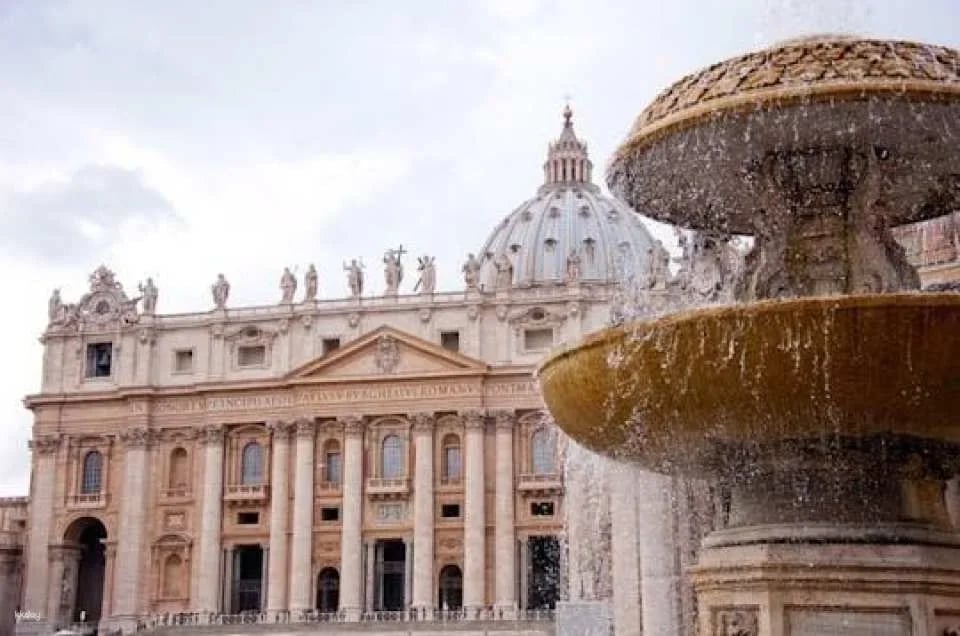 St Peters Basilica guided tour with optional dome access (607669)