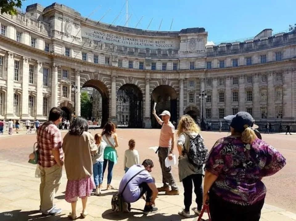 The Shard Viewing Gallery and Westminster Walking Tour