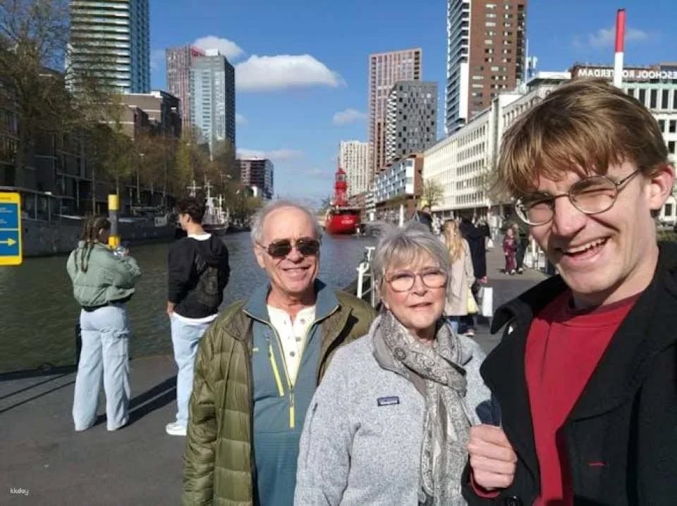 Private tour with local guide in Rotterdam