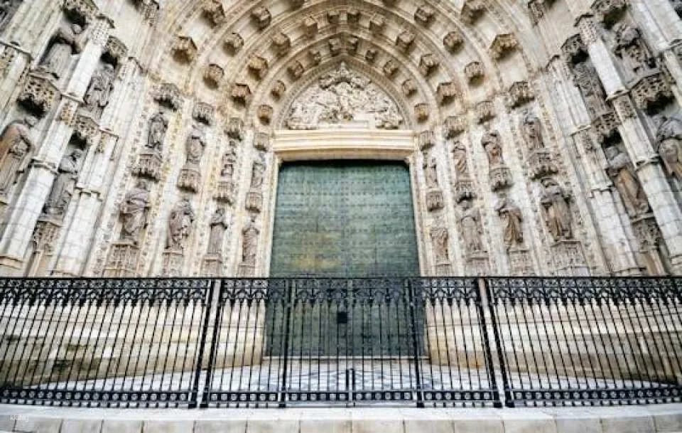 Seville Cathedral and Giralda entry tickets with audio guide (610148)