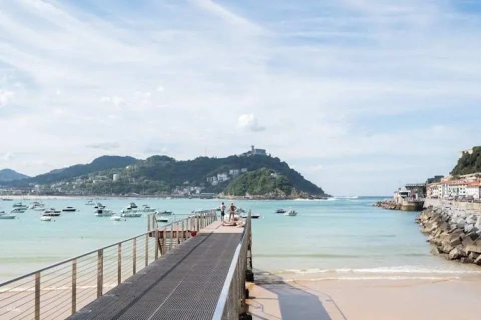 San Sebastián 90-minute walking guided tour
