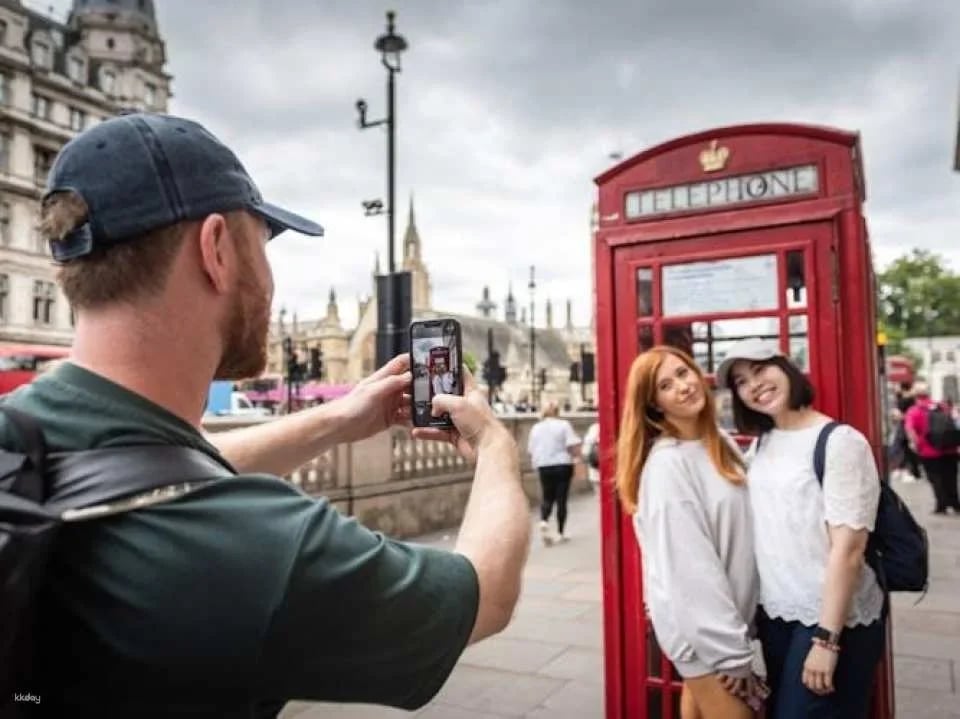 London Walking Tour with Entrance Ticket to The London Dungeon