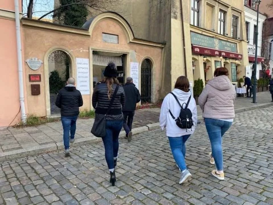 Guided Walking Fun Tour in Kazimierz with a Local