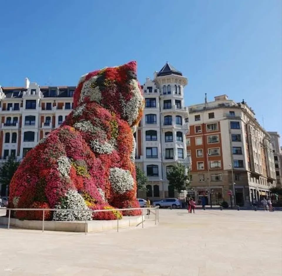 Bilbao and Guggenheim Museum small-group tour from Vitoria
