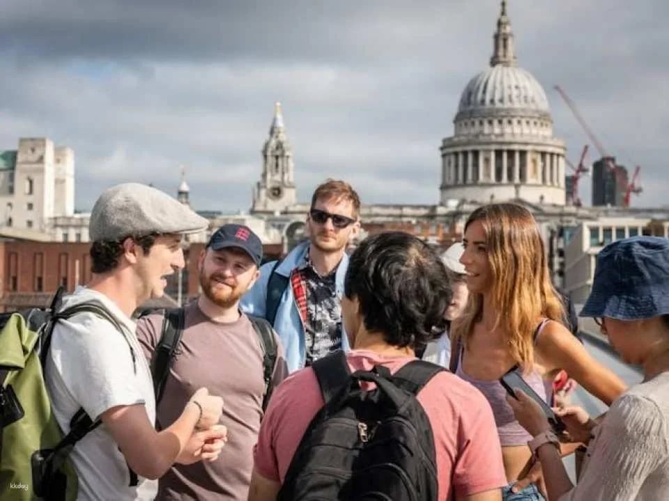 London Walking Tour with Entrance to the Jack the Ripper Museum
