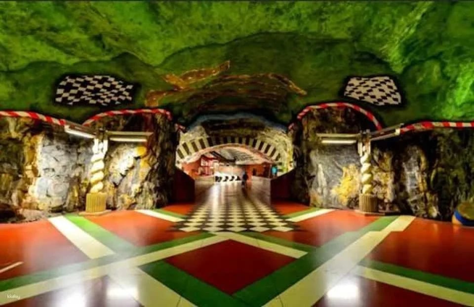 Stockholm subway system art and photo gallery tour