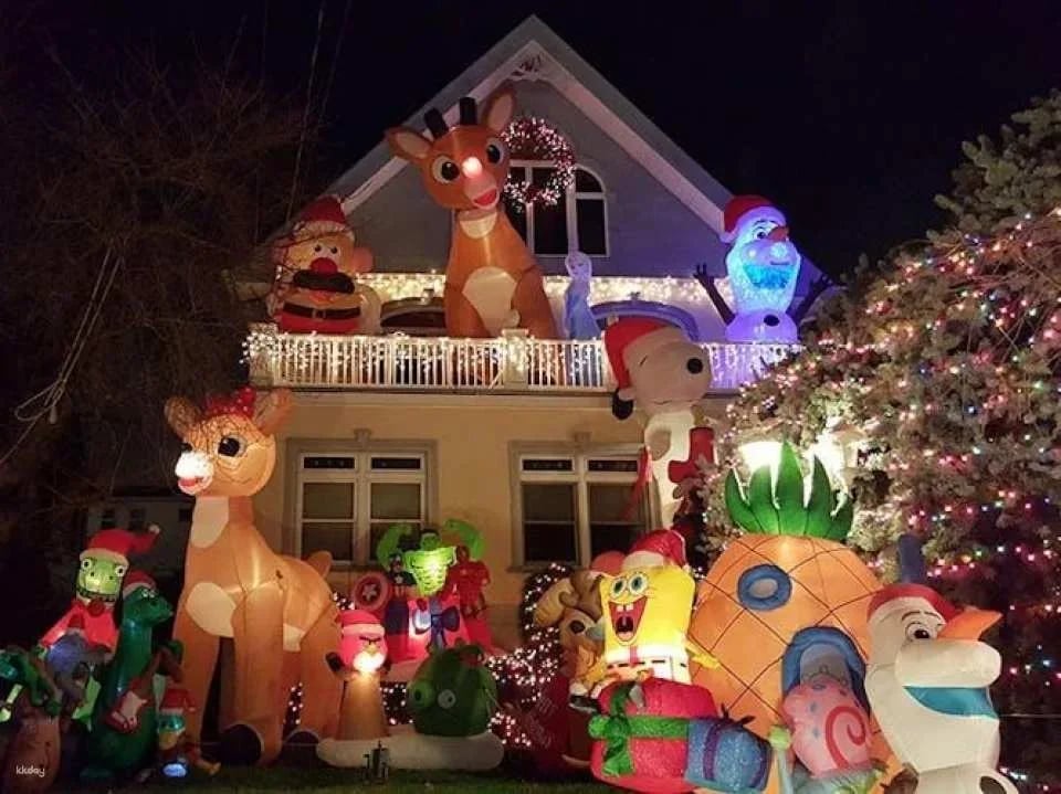 Christmas lights tour in Dyker Heights, Brooklyn