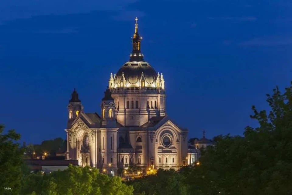 Cathedral of Saint Paul official daily guided tour
