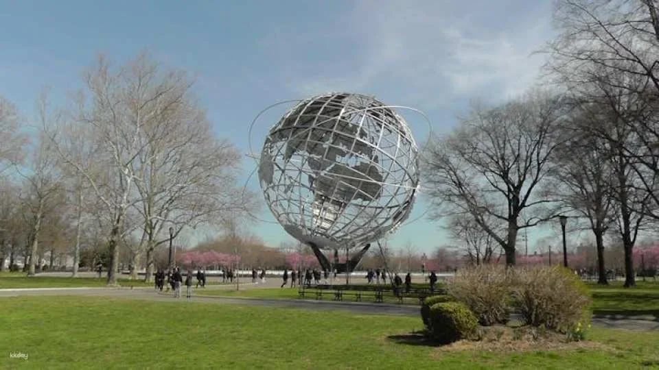 NYC contrasts tour in the Bronx, Queens & Brooklyn