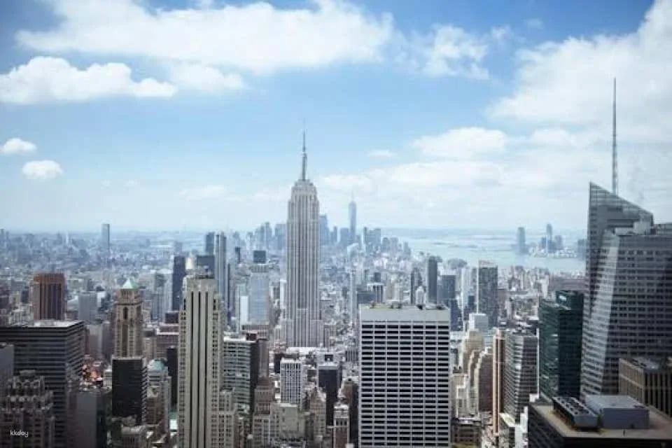Rockefeller Center Guided Walking Tour With Optional Top of the Rock