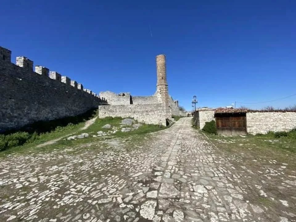 Guided tour of the old city of Berat
