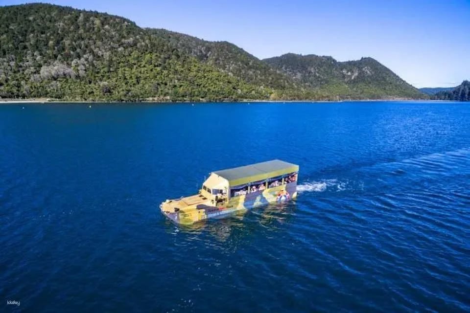 Rotorua city and lakes tour