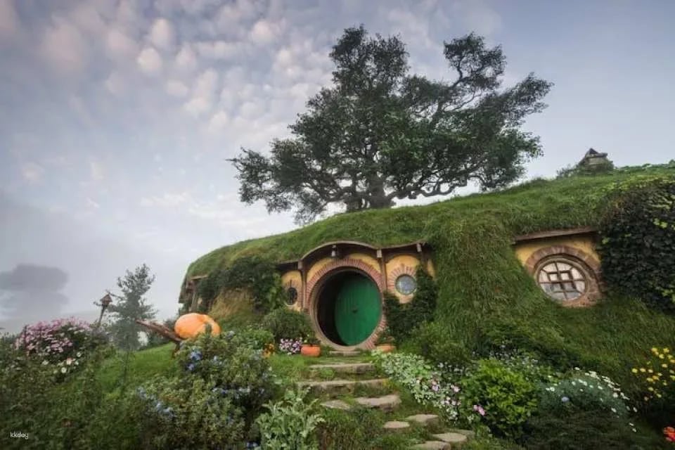 Hobbiton Movie Set Banquet Experience in Auckland