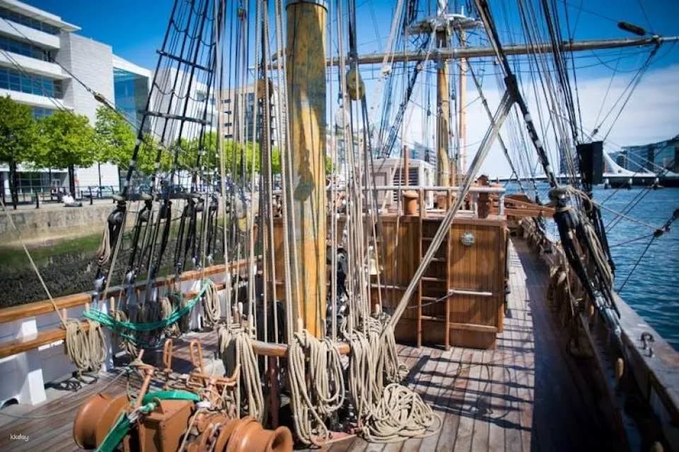 An Irish Famine Story, the Jeanie Johnston Entrance and Tour
