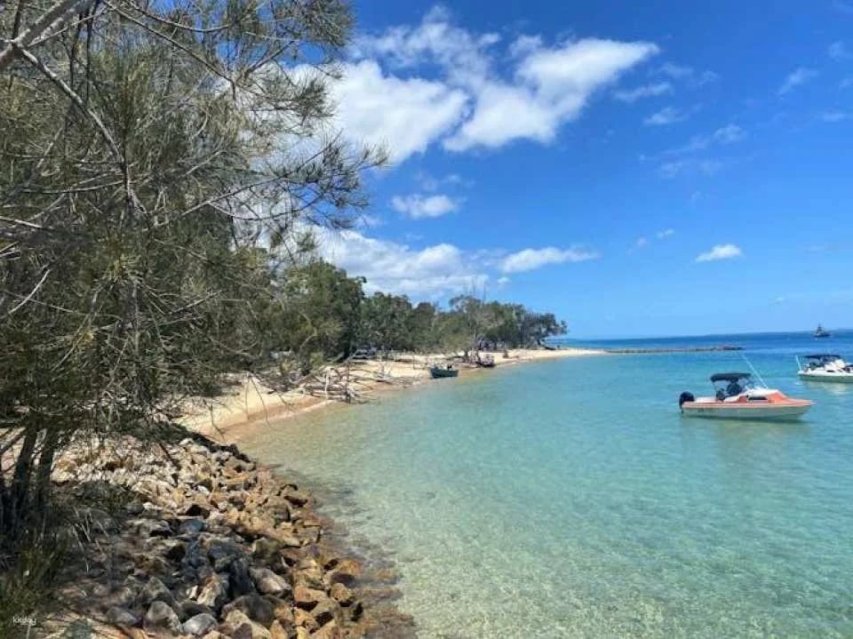 North Stradbroke Island small groups day tour