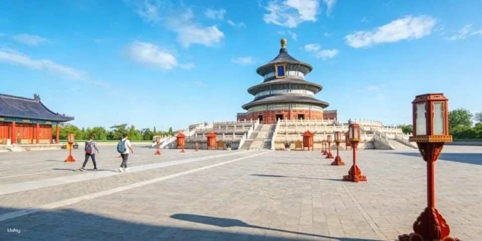 Private Guided Tour to Temple of Heaven, Panda House and Summer Palace