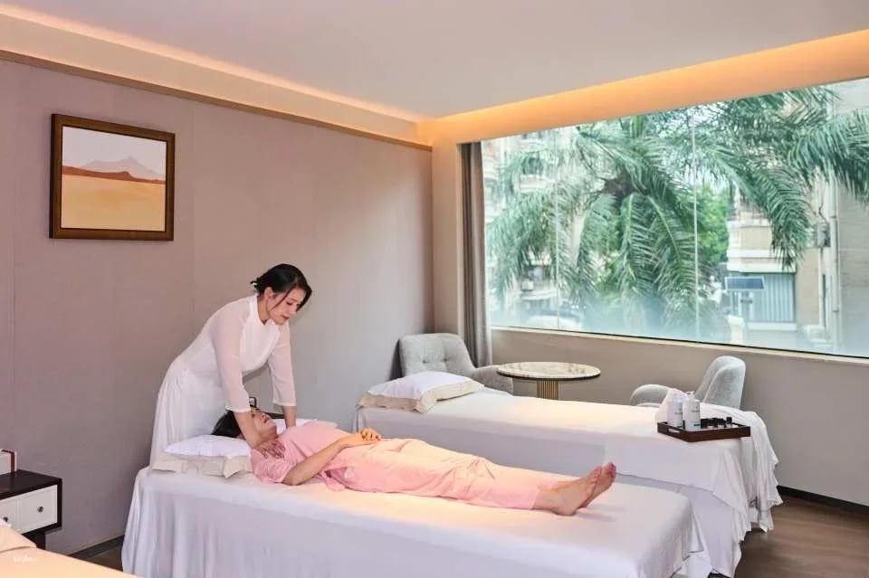 [China] Shenzhen Shuiguo+ 24-Hour Spa: All-you-can-eat Seafood Buffet, Relaxing Sauna and Beauty Treatments, and Unlimited Fresh Fruit Drinks