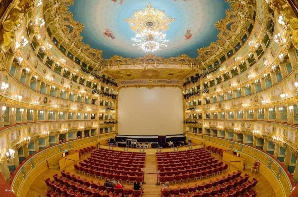 La Fenice Opera House: Skip The Line + Audio Guide (634816)