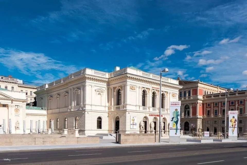 Albertina Museum (635051)