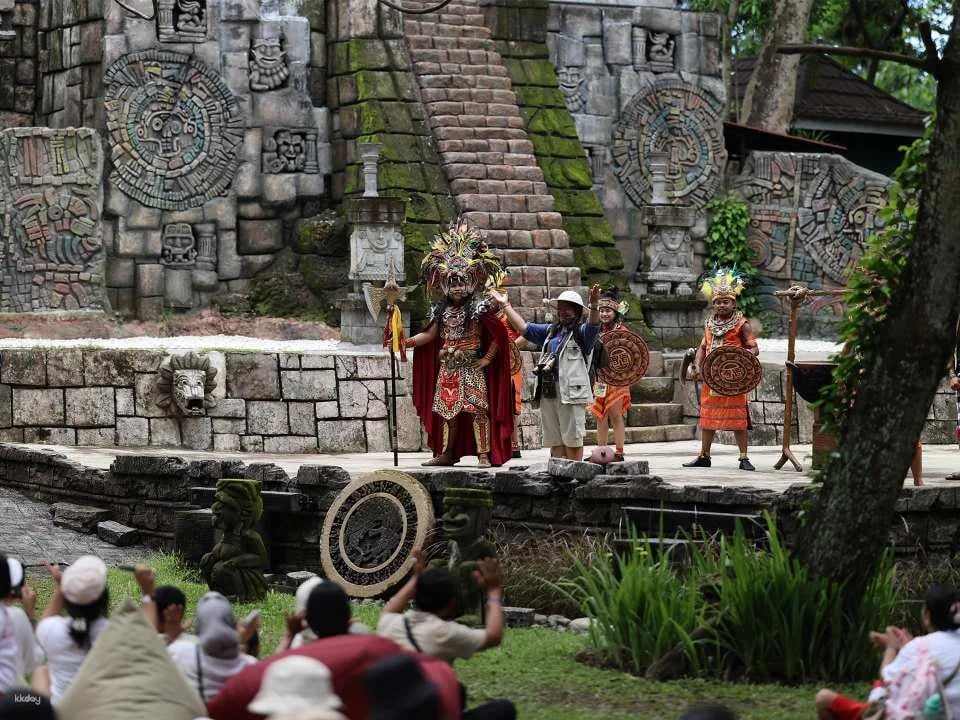 Jungle Vibe & Wildlife Drive: Bali Safari Day Experience