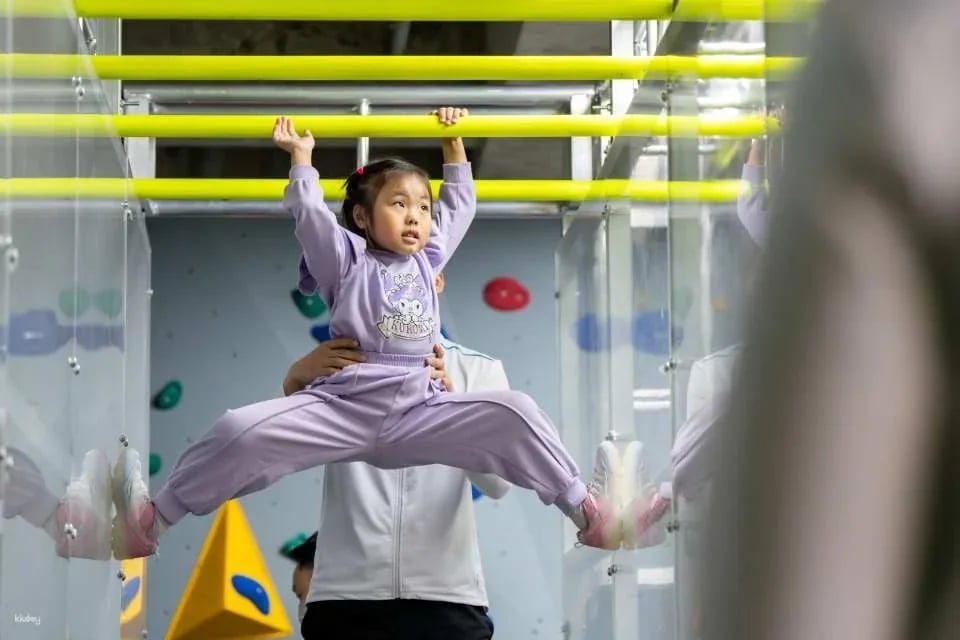 [KKday Exclusive Offer] Children and Teenagers' Fitness Training Base | Popular Ninja Warrior Experience | Fitness Introductory Courses | AlphaStep