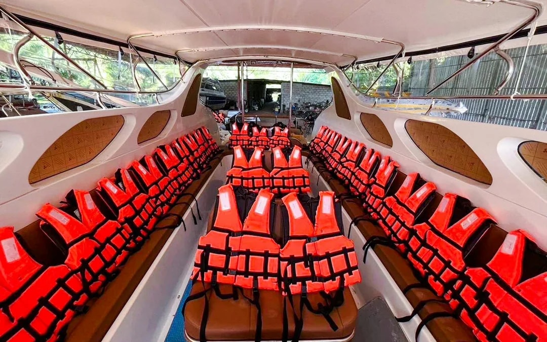 From Krabi: Phi Phi Island & 4 Islands Sunset Day Tour by Speedboat with Lunch & Transfers Image 11