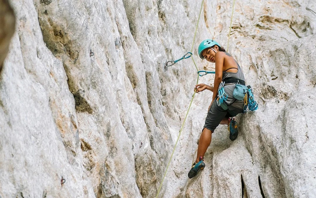 Krabi: Rock Climbing Course at Railay Beach with Hotel Transfers Image 8