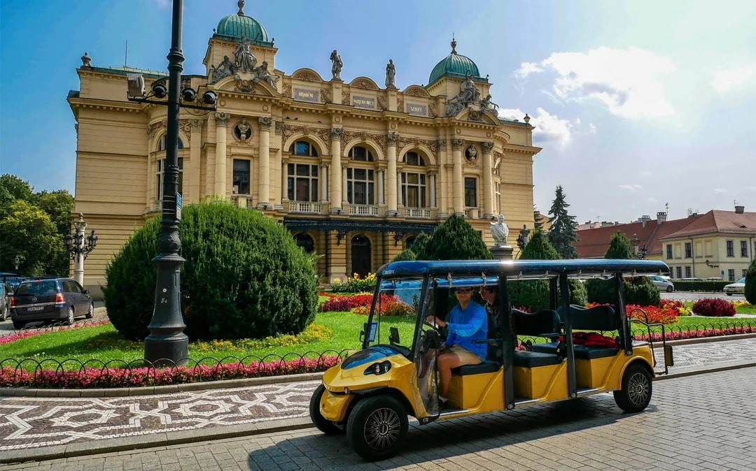 Krakow Audio Guided Tour in an Electric Car Image 1