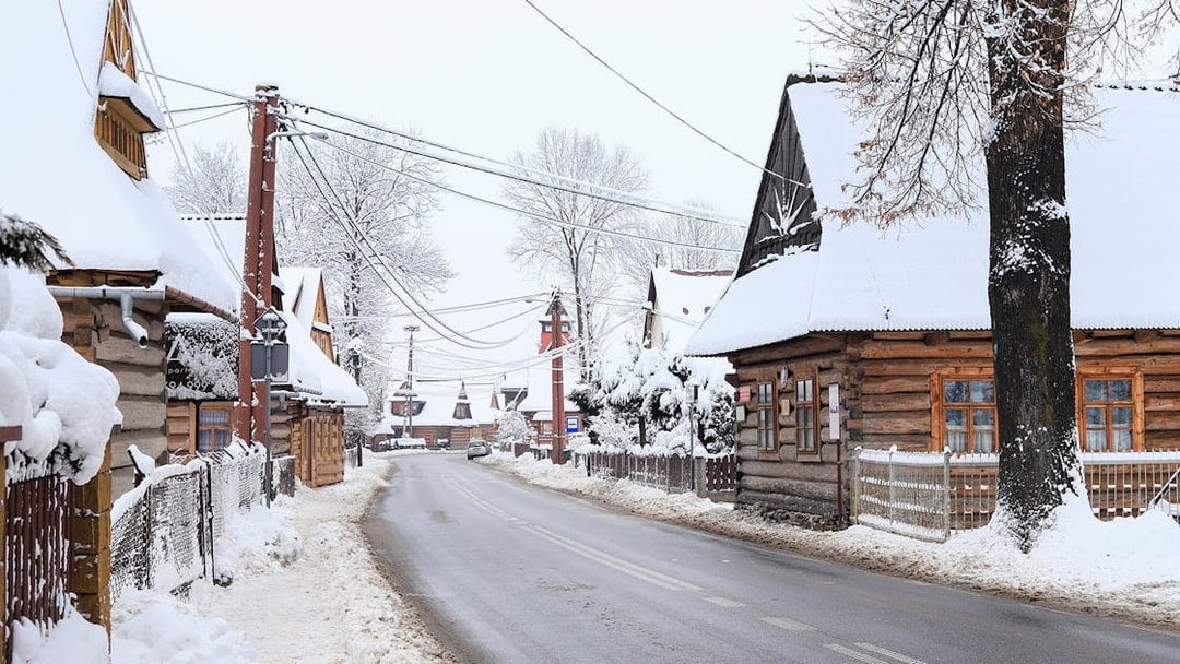 From Krakow: Zakopane Tour with Chocholow Thermal Baths Entry & Hotel Transfers