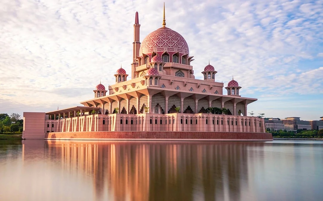 From Kuala Lumpur: Day Tour of Batu Caves & Kuala Lumpur City with Transfers Image 7