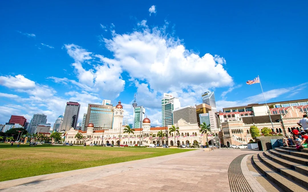 From Kuala Lumpur: Day Tour of Batu Caves & Kuala Lumpur City with Transfers Image 11