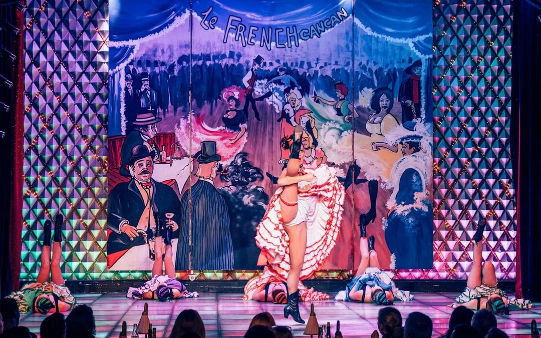 La Nouvelle Eve Cabaret Show with Dinner Image 3