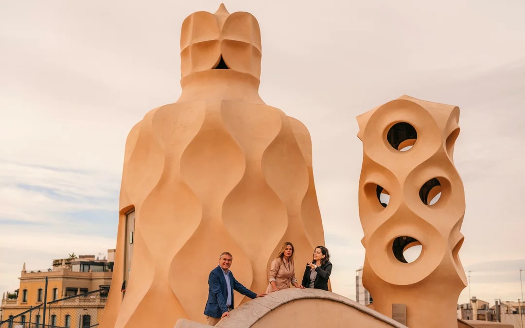 La Pedrera: Premium Small-Group Tour with Exclusive Access & Cava Image 10