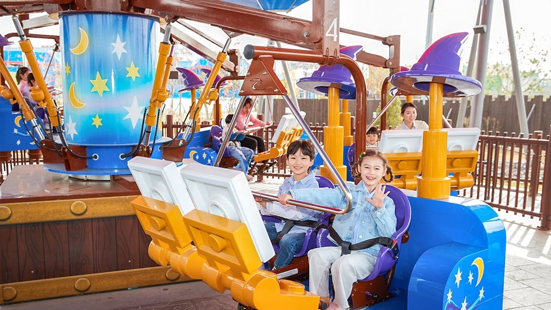 Children enjoying a ride at Legoland Korea.
