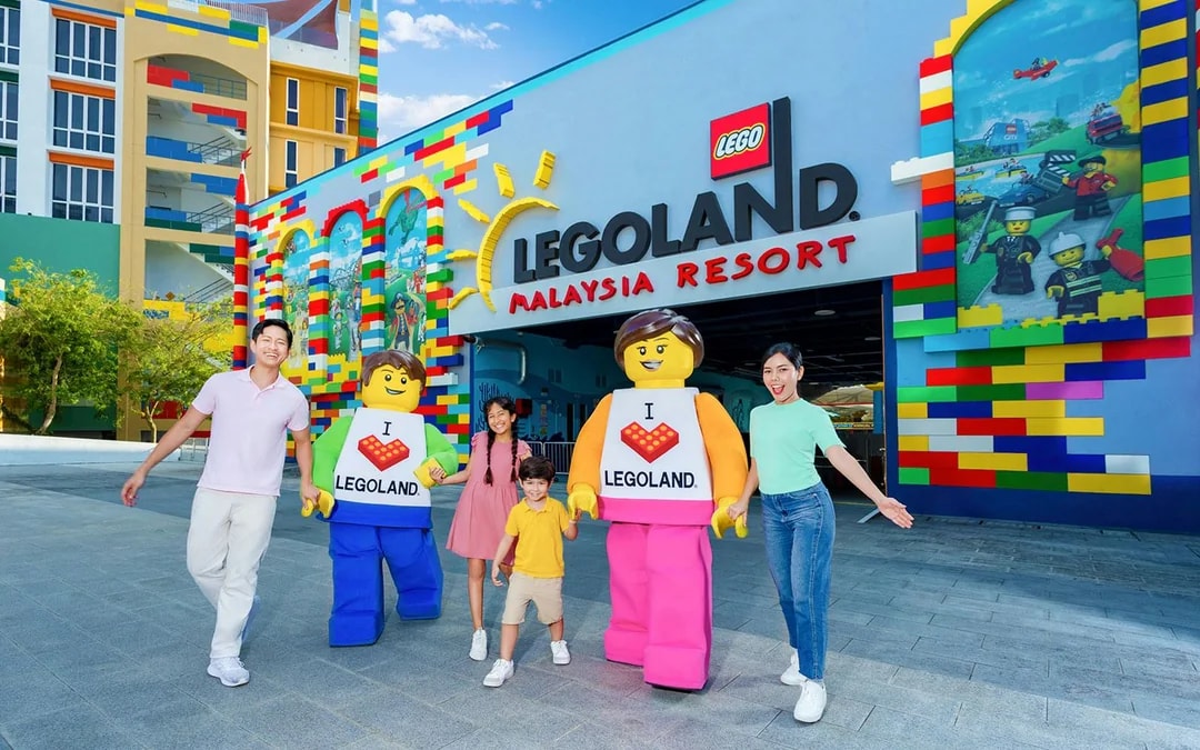 LEGOLAND® Malaysia Admission Ticket + Round Trip transfers from Singapore Image 6