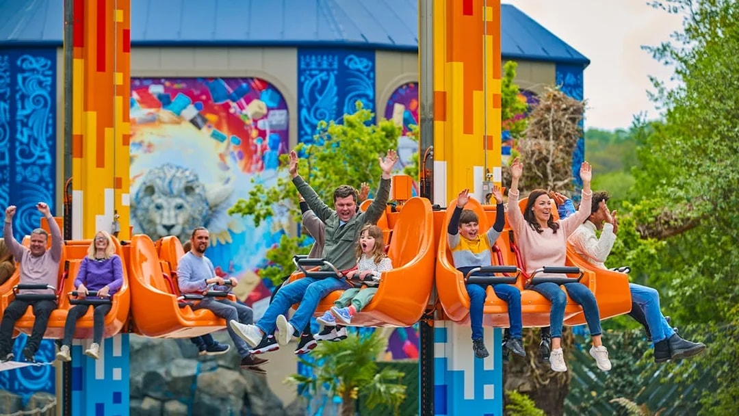 Visitors enjoying a ride at LEGOLAND® Windsor Resort.