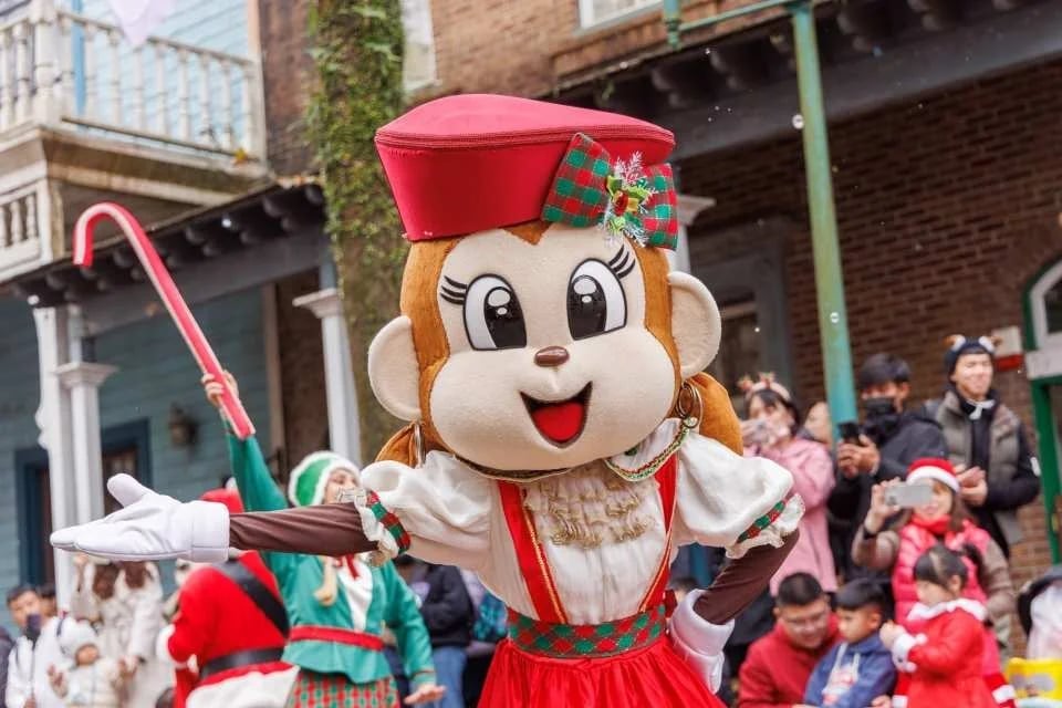 Leofoo Village Express Shuttle & Ticket Package