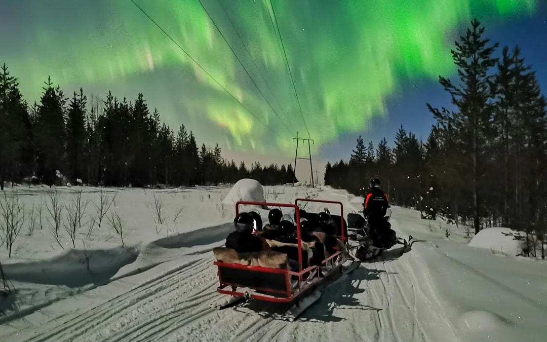  Levi: Northern Lights Snowmobile Tour
 Image 9