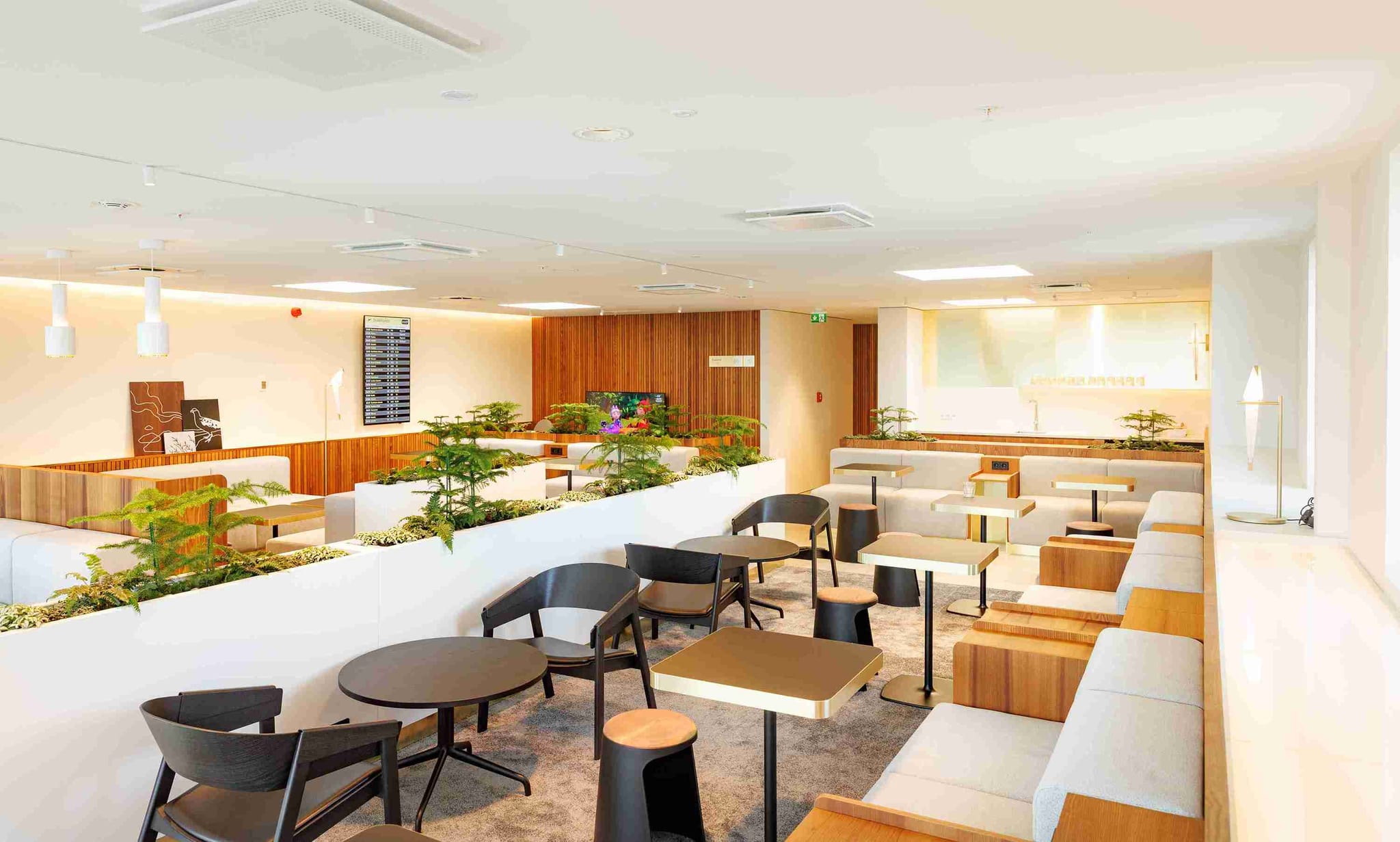 LHV Lounge Lennart Meri Airport