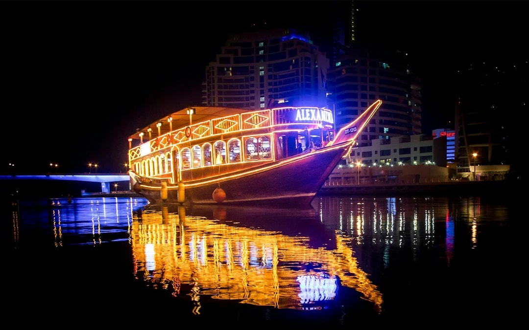 Alexandra VIP Dhow Cruise with Dinner, Entertainment and Transfers Image 8